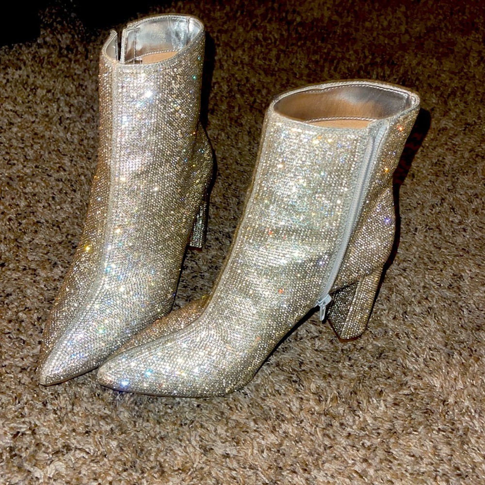 SPARKING BOOTS, NEVER WORN